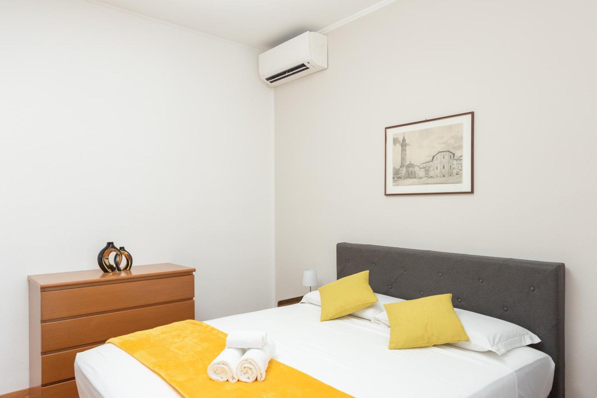 Bergamo 8 - Exclusive Apartment Milan Exterior photo